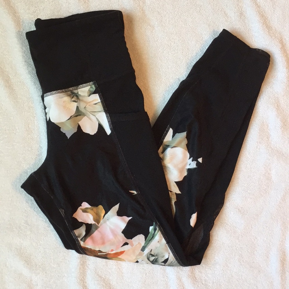 Never worn athleta leggings